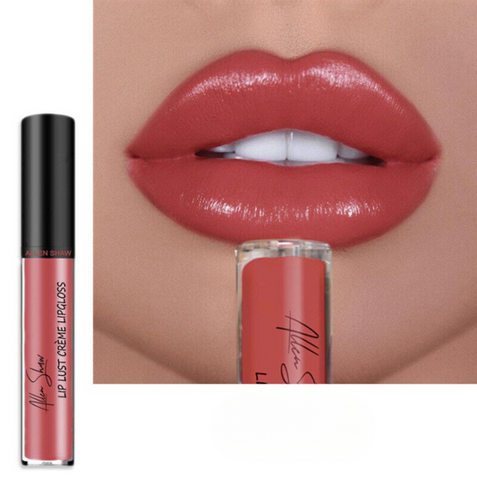 Long-Lasting Hydrating Lip Color