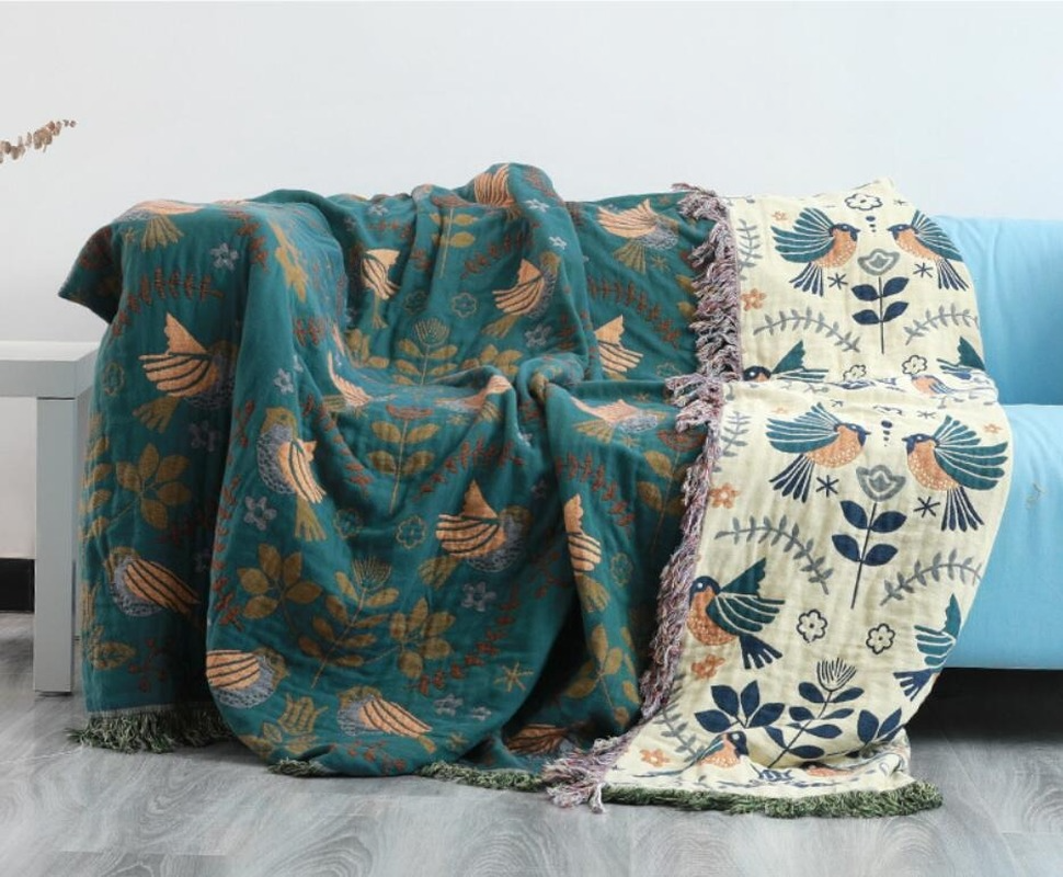 Soft & Cozy Reversible Bird Blanket