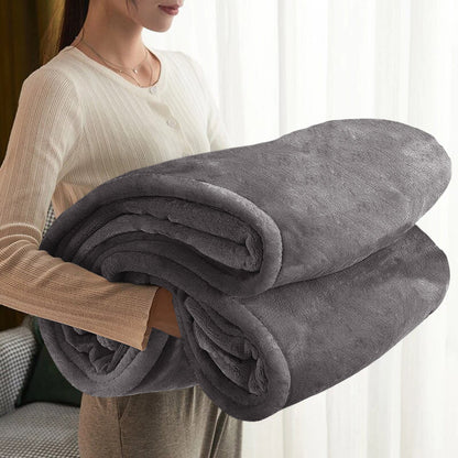 Soft Fleece Luxury Throw: Warm & Hypoallergenic