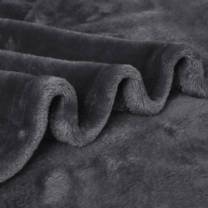 Soft Fleece Luxury Throw: Warm & Hypoallergenic