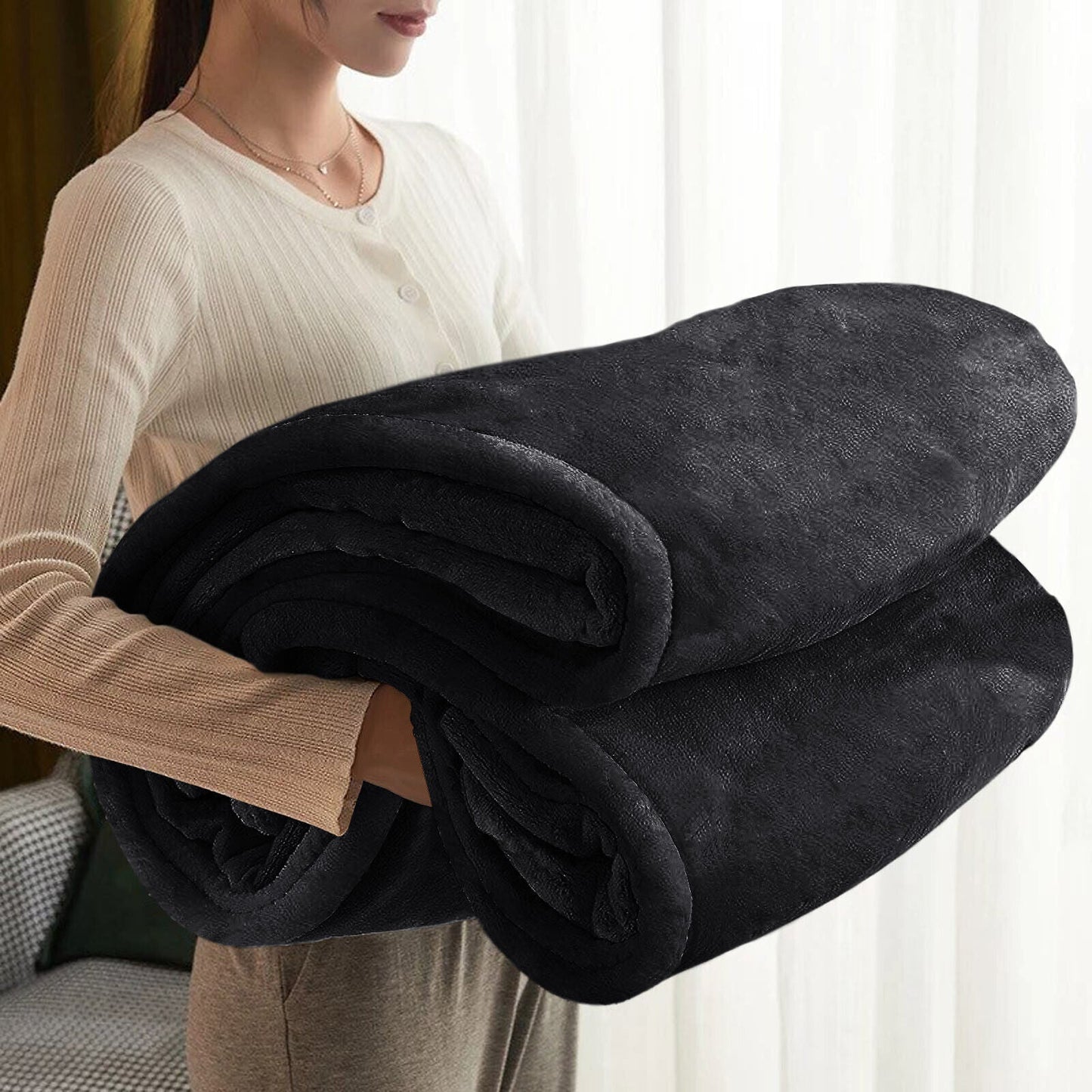 Soft Fleece Luxury Throw: Warm & Hypoallergenic